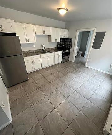 3rd image of 235 N 7th St Floor 2