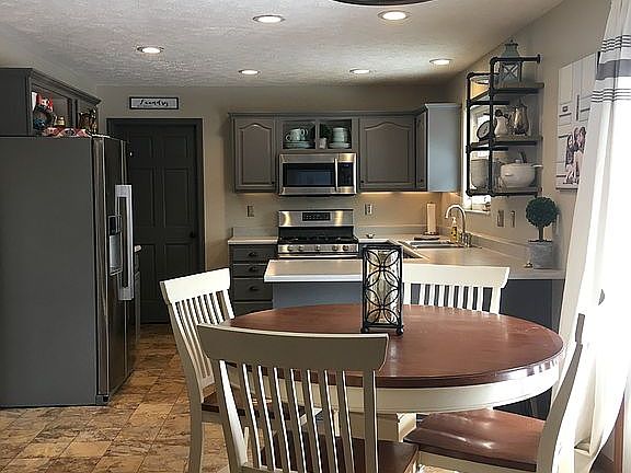 Breakfast room and kitchen