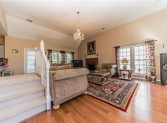2nd image of 8622 Tamarron Dr