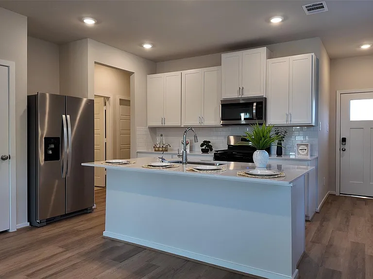 14206 Granger Pointe Ln — Photo 6