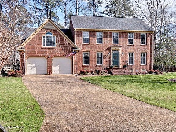2nd image of 3017 Pine Hollow Path