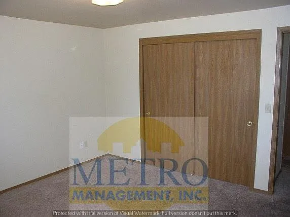 6655 W Denton Ln — Photo 6