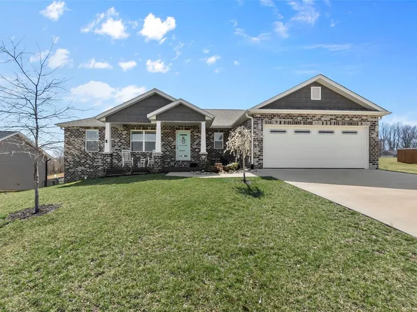 310 Castle Leoch Dr, Cape Girardeau, MO 63701