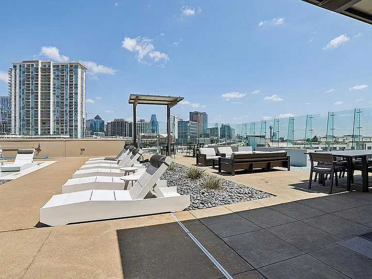 Rooftop Lounge