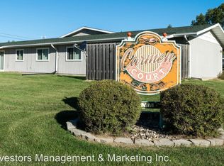 2111 8th St NW APT 2B, Minot, ND 58703