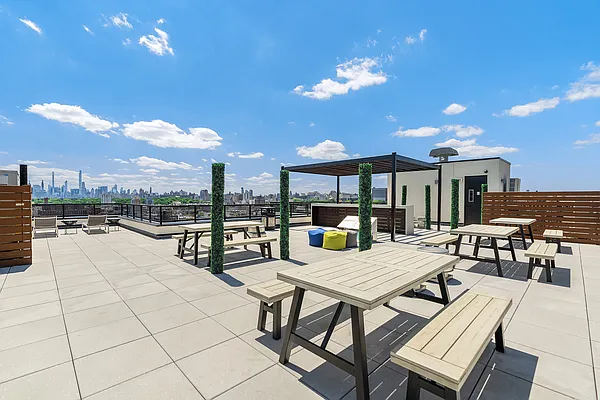 Rented by Bohemia Realty Group | media 53