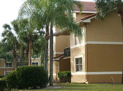 2nd image of 9055 Wiles Rd APT 206
