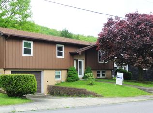 216 Main St, Lilly, PA 15938