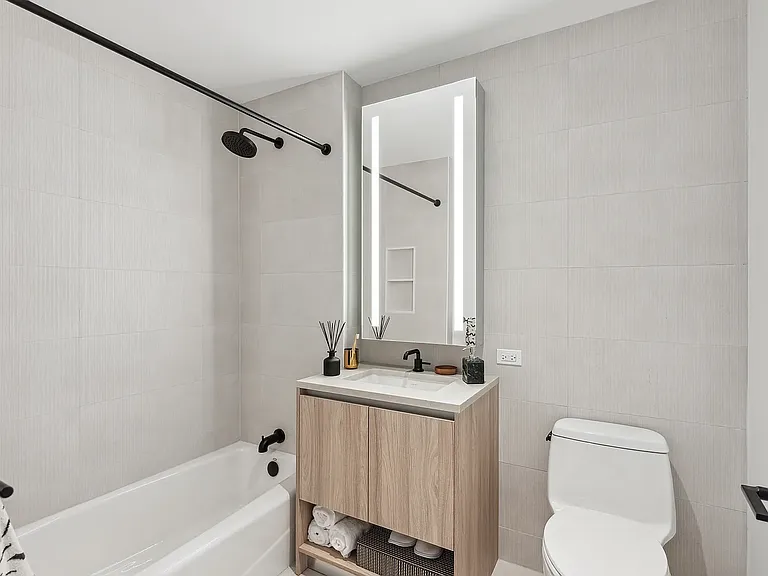 500 Degraw St #602 — Photo 4