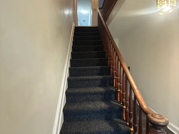 255 E Main St APT 2, Westminster, MD 21157