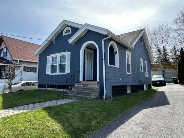 144 Delmar Pl, Syracuse, NY 13208