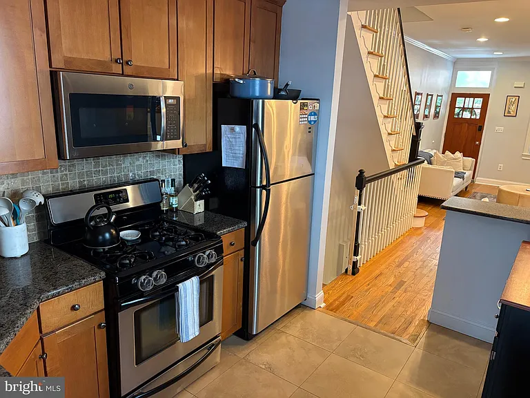 2608 Swain St — Photo 10
