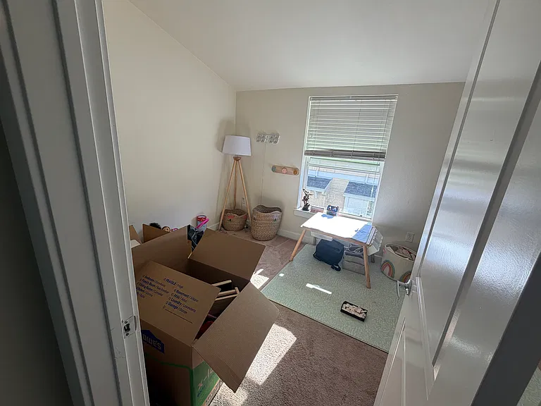 Laurel Grove Ln — Photo 3