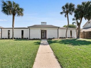 6001 Wright Rd, New Orleans, LA 70128