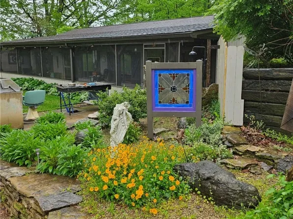 12906 W Polk Road, Lexington, IN 47138