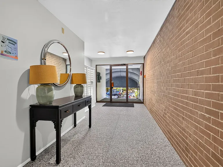 Residence 620 — Photo 15