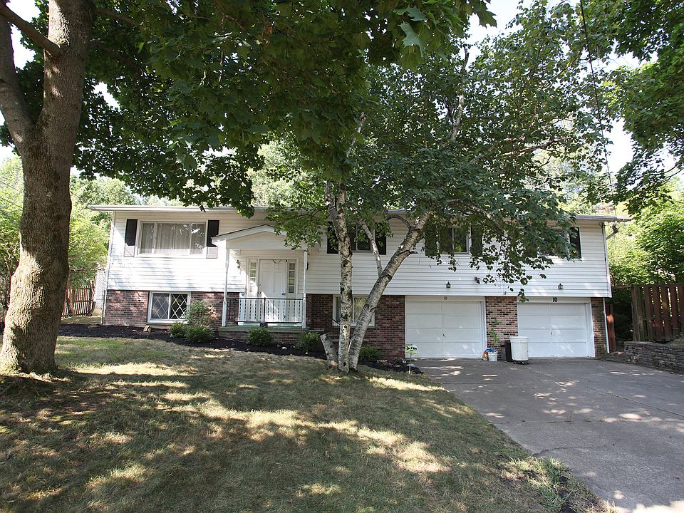 1st image of 10 Bradley Ct