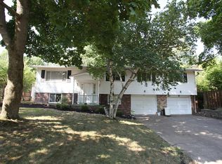 10 Bradley Ct, Medina, OH 44256