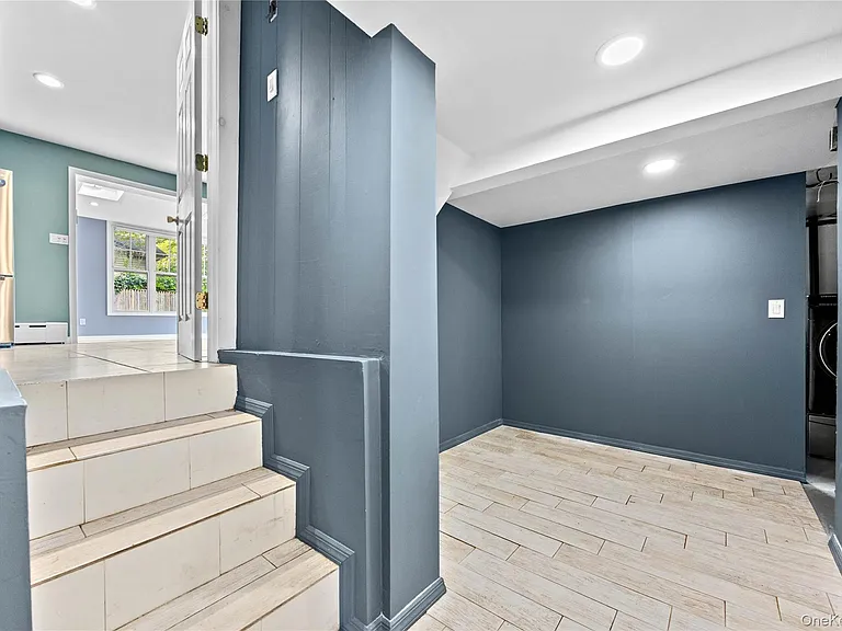 44 Bruce Ln — Photo 27