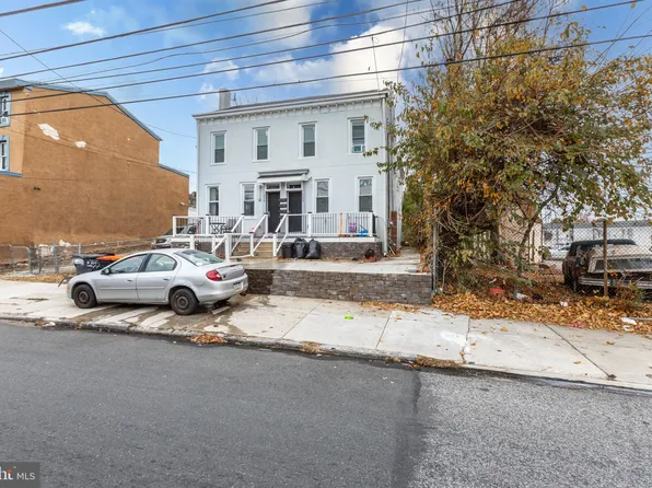 610 E 9th St, Chester, PA 19013