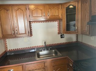 653 Walk Hill St APT 3, Mattapan, MA 02126