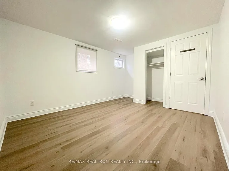 365 Mississauga Valley Blvd #LOWER — Photo 18