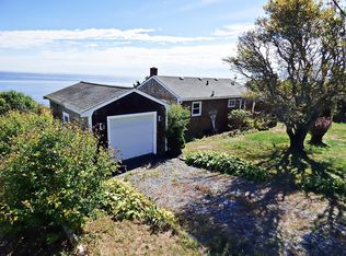 18 Arnold Ave, Plymouth, MA 02360