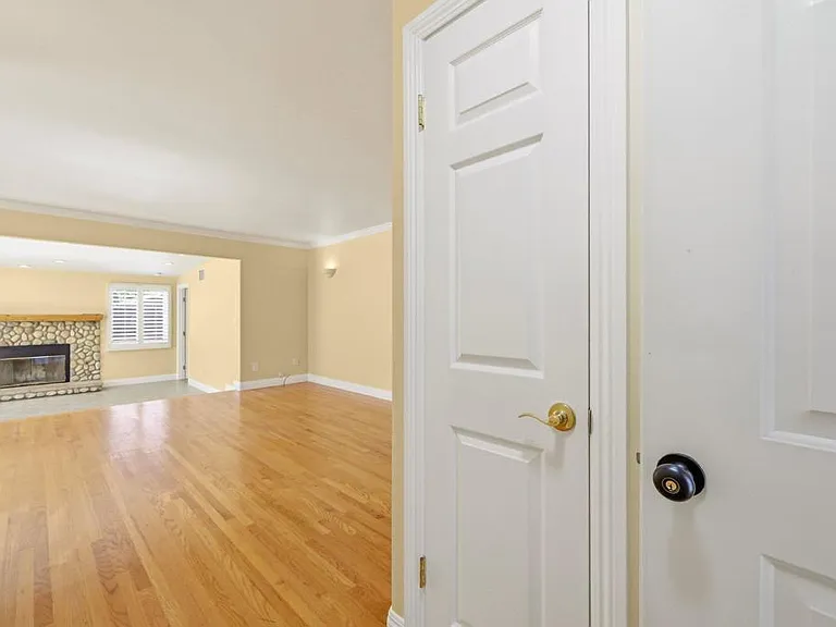 1677 Sandos St — Photo 11