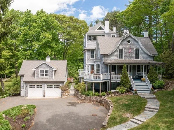 20 Old Neck Rd, Manchester, MA 01944