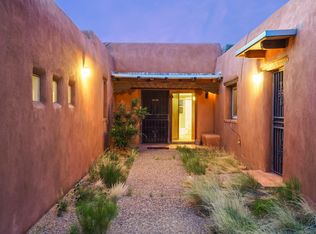 14 Lariat Rd, Placitas, NM 87043