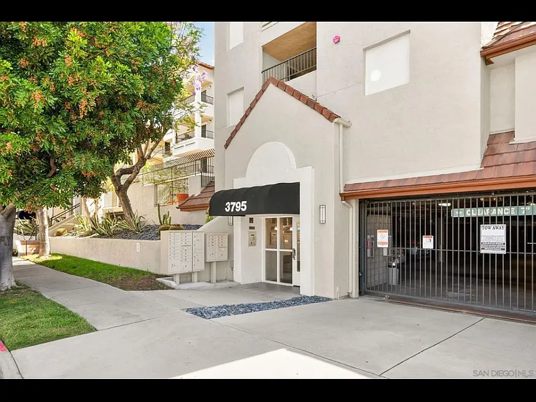 3795 Georgia St #104 — Photo 15