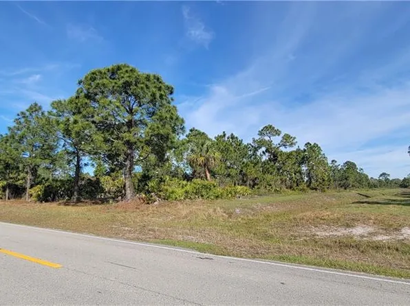 917 Nimitz BLVD, LEHIGH ACRES, FL 33974