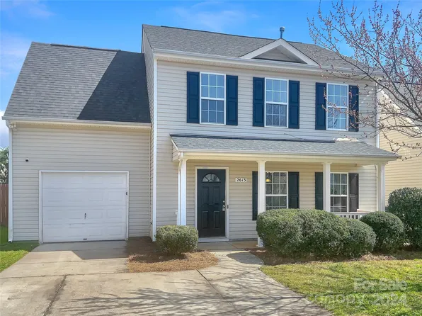 2613 Reid Park Ln, Charlotte, NC 28208