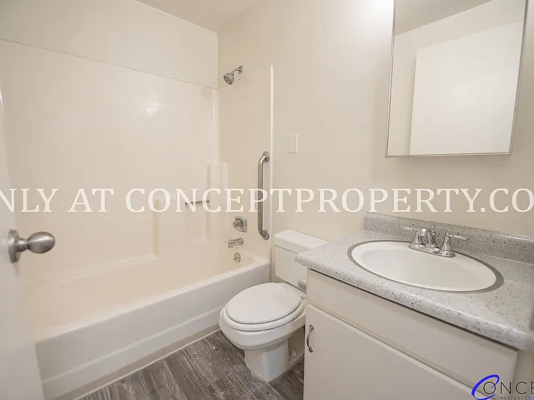 223 E 3rd Ave — Photo 25