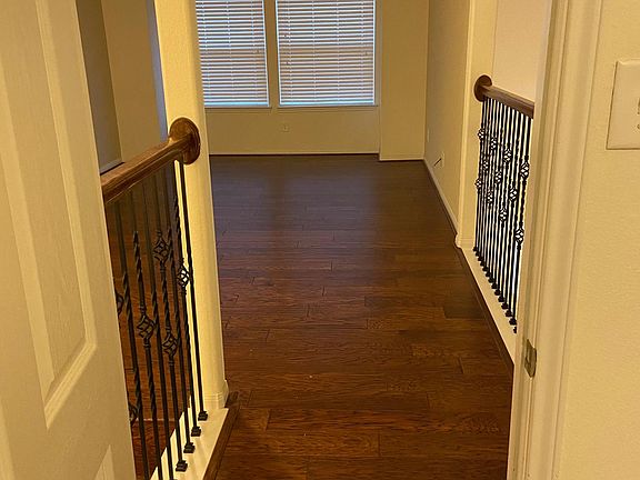 2nd image of 10031 Taylor Springs Ln