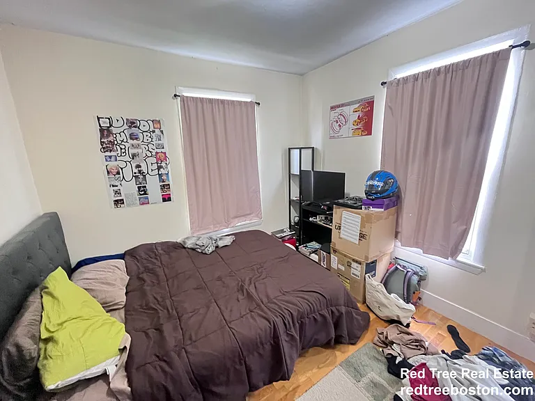 216 Freeman St — Photo 8