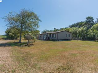 87646 20th St SE, Bandon, OR 97411