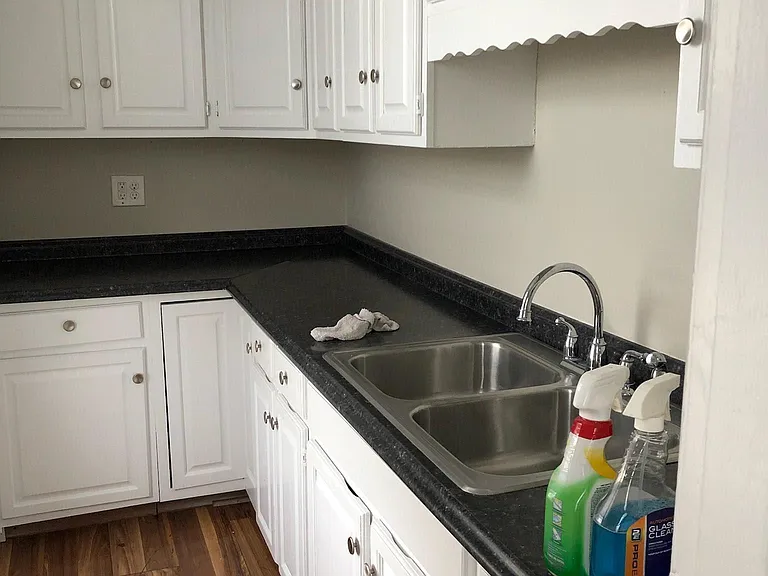 109 Endicott St — Photo 9