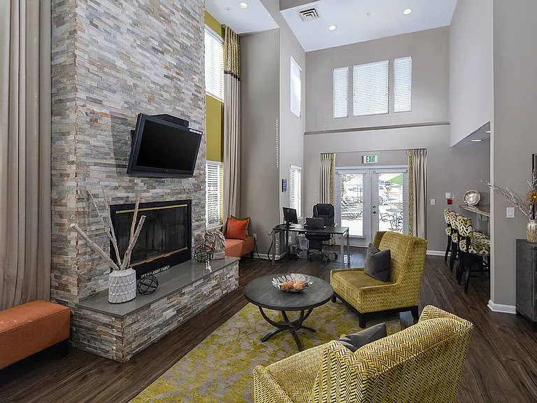 Orchard Park — Photo 18