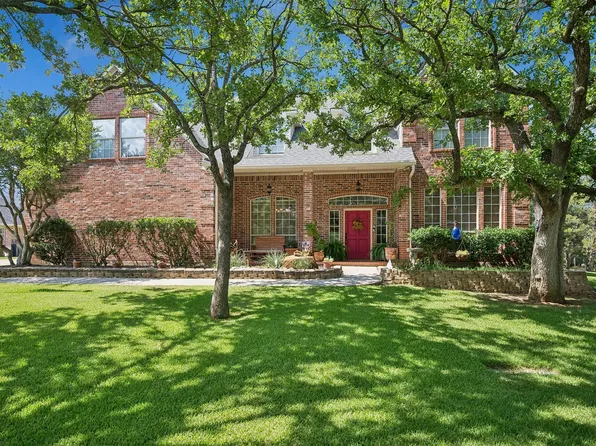 900 Coral Cv, Oak Pt, TX 75068
