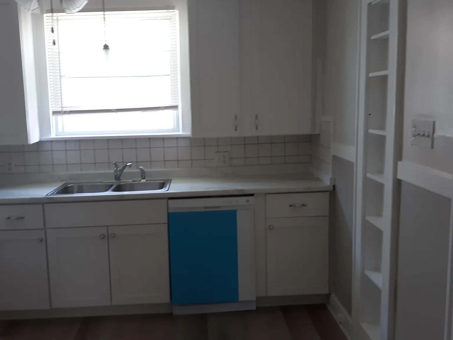 2 bed, 1000 sqft, $1,550 — Photo 1