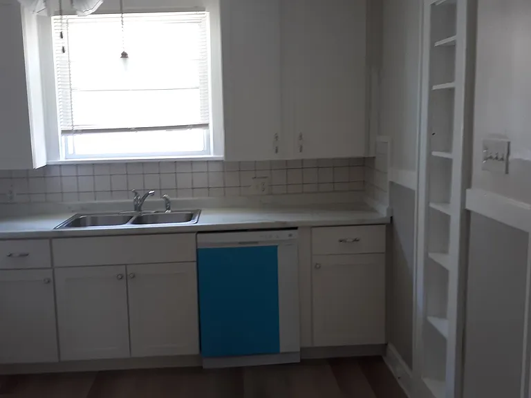 100 Enola Ave #2 — Photo 1
