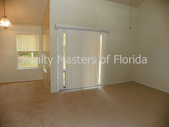 2nd image of 8174 Crystal Wells Pl
