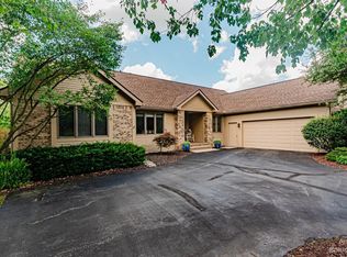 3075 Heather Rd, Ann Arbor, MI 48108