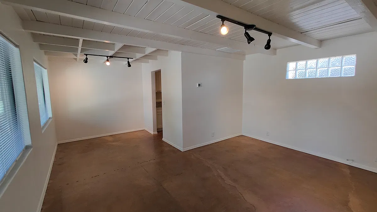 Building Photo - 3416 N 2nd Ave