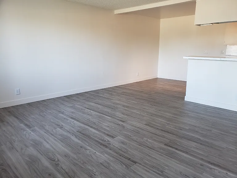 Lakehouse Apartments — Photo 47
