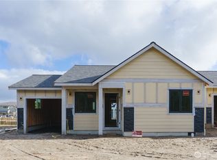 109 7th St SW, Long Beach, WA 98631