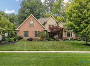 4729 Country Walk Ln, Sylvania, OH
