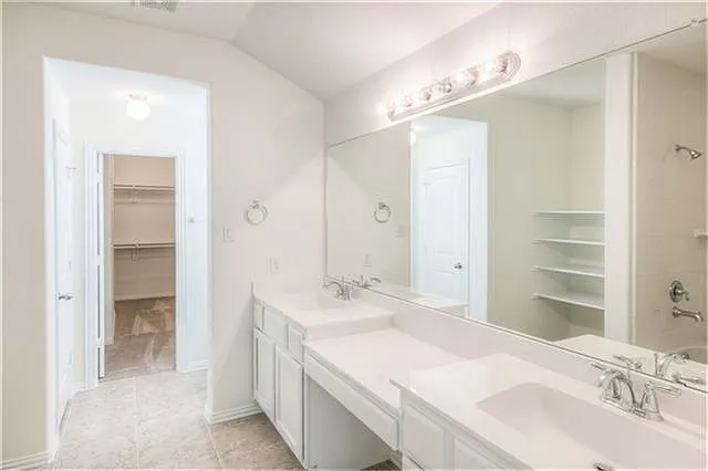 8410 Green Paseo Pl — Photo 18