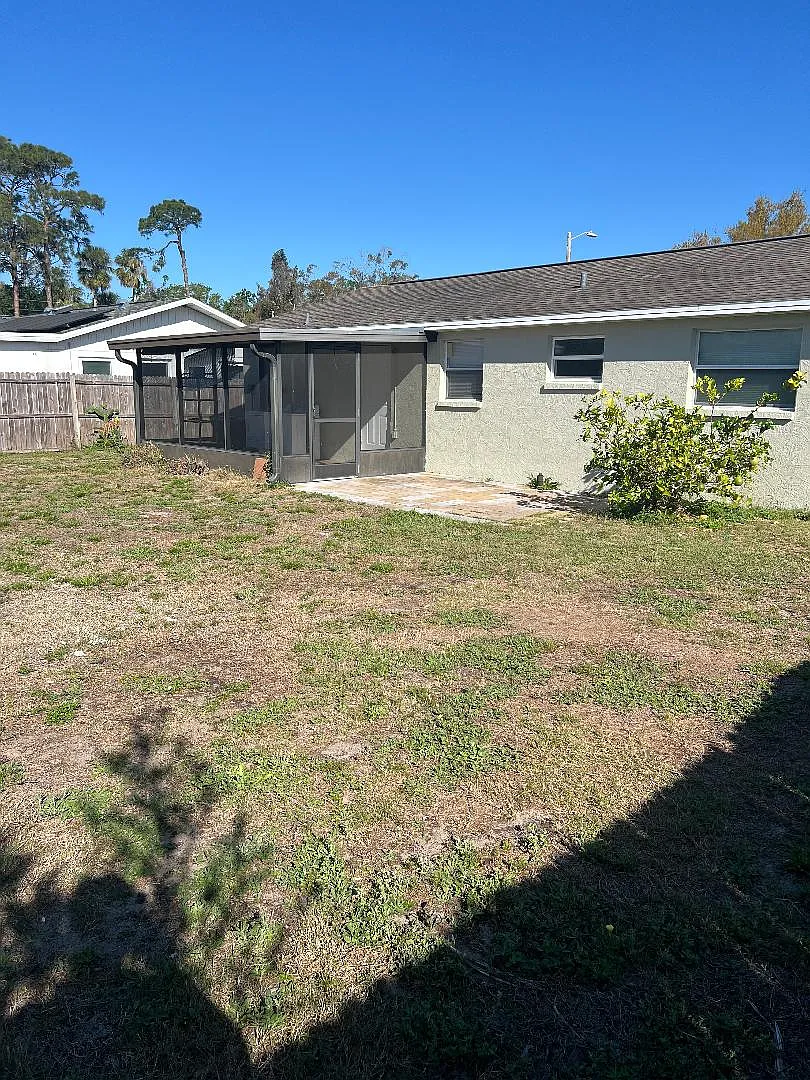 6300 Limerick Ave New Port Richey 34653 — Photo 2